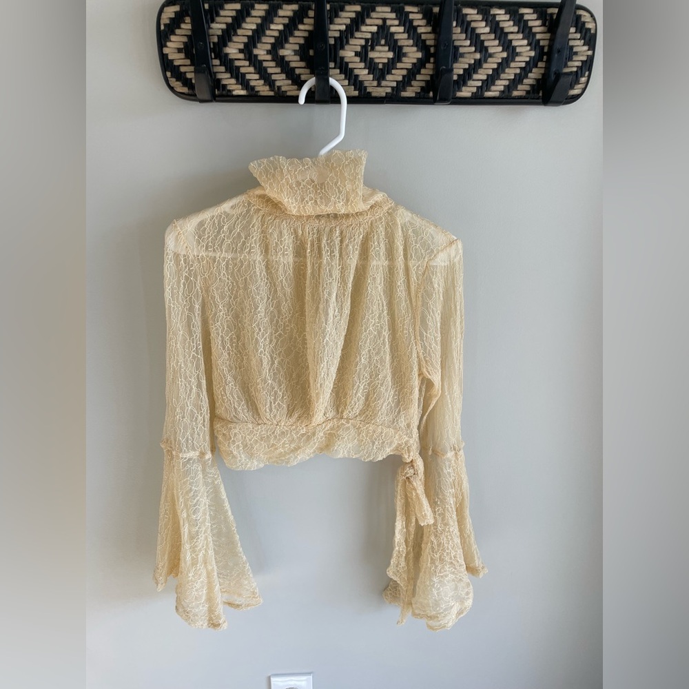Free People Rule Breaker Lace Bell Sleeve Blouse - Ivory - Size Extra Small XS - Picture 9 of 16